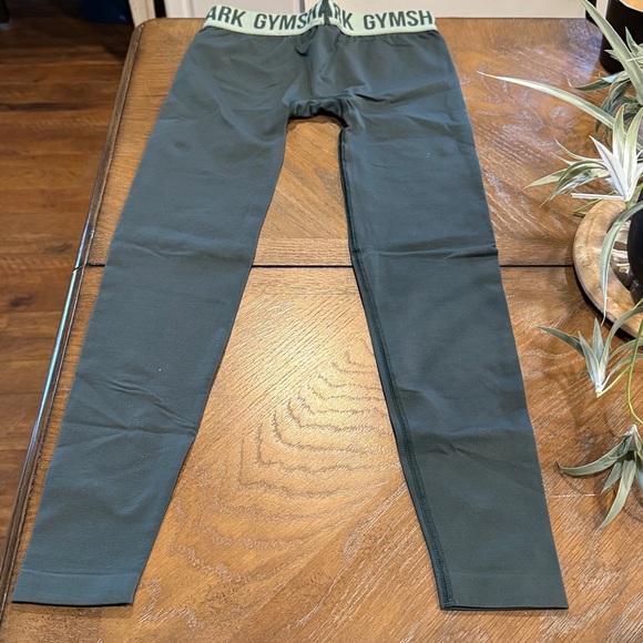 Gymshark Green Gym Leggings Size S - Picture 6 of 9